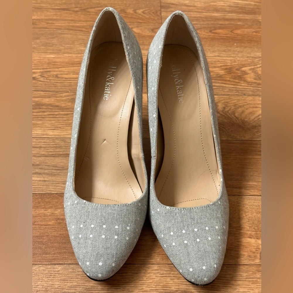 Kelly & Katie Gray Canvas Pumps Heels Shoes Pin Dots Women Size 10